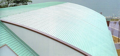 ガルバリウム鋼板屋根の一つ、立平（瓦棒）